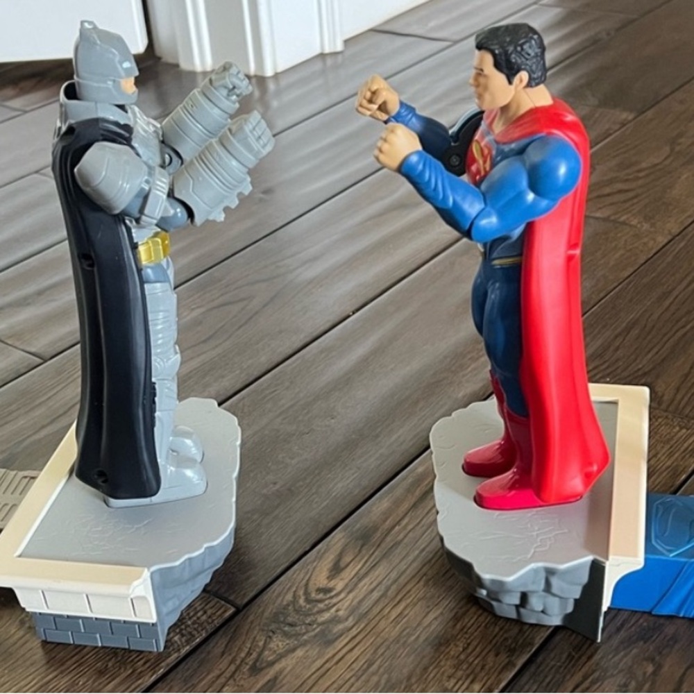 ROCK ‘EM SOCK ‘EM- Batman v. Superman Edition Set